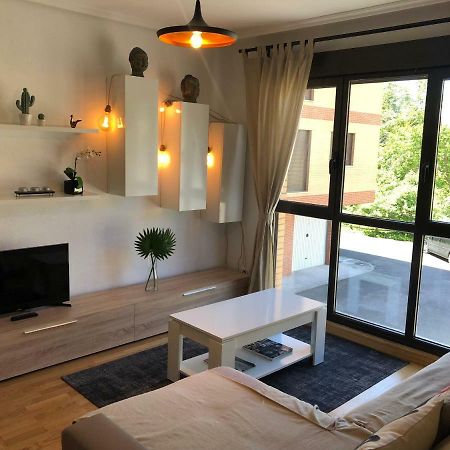 Apartamento Ezcaray Con Piscina ソラキン エクステリア 写真